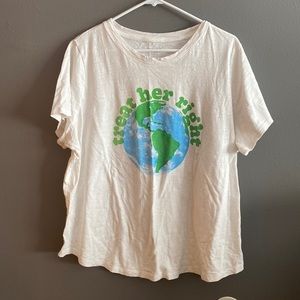 Old Navy T-shirt